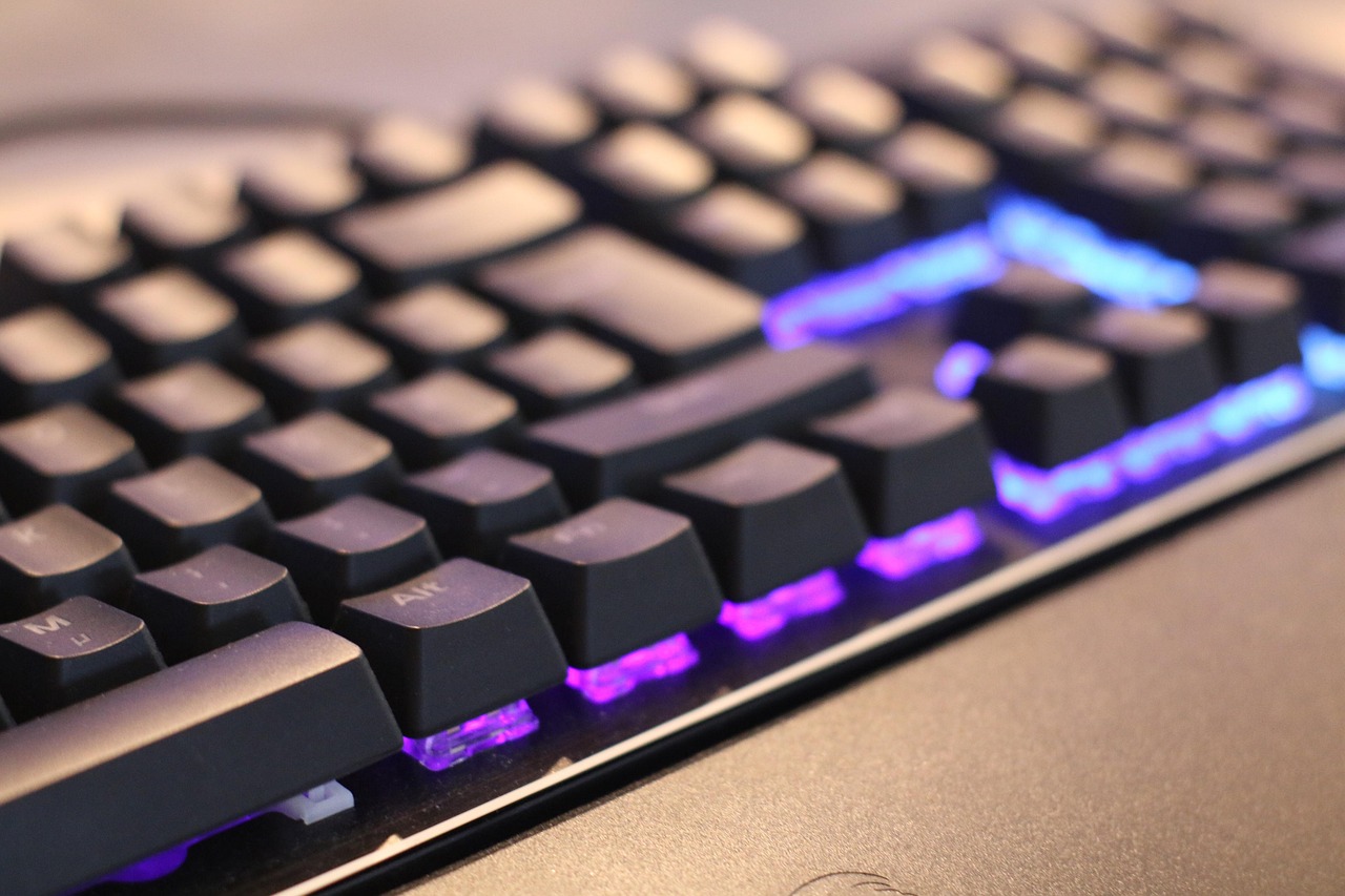 Cyber Threats in E-Gaming - How to Stay Safe